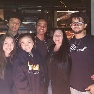 Meet your Posher, Leslie